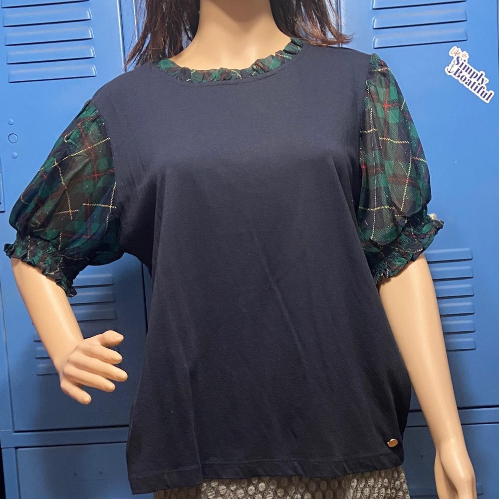 Tommy Hilfiger Dark Blue t-shirt w/Green Plaid Puff Sleeves